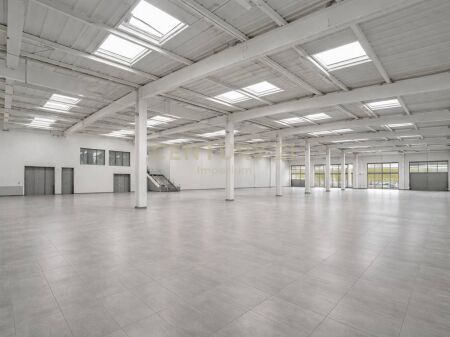 JEPET ME QIRA MAGAZINE 1100M2 NE KOMBINAT 3,300 € /Muaj