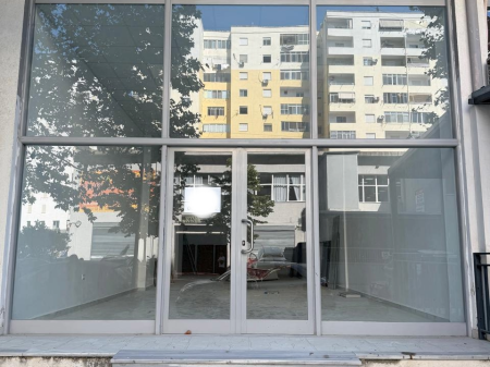 Ambient Biznesi me Qira – Ish URT, Durrës