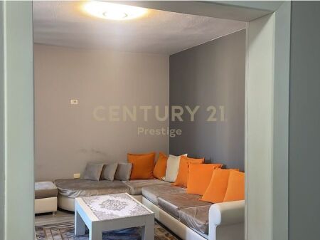 APARTAMENT 2+1 ME QIRA, NE KRAH TE AMBASADES AMERIKANE, TIRANE!