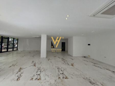 AFFITTASI NEGOZIO 120 M2 A DON BOSKO 1.500 EURO