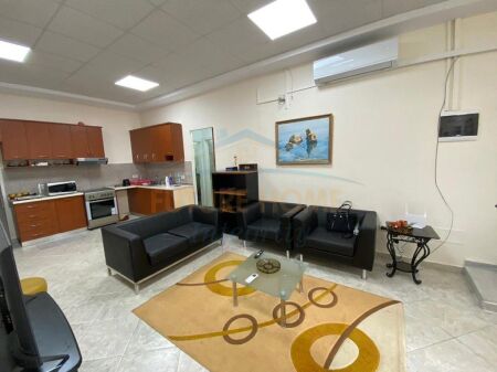 Qera, Apartament 2+1, Rruga e Kavajës/AL73365