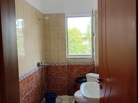 Apartament me qera