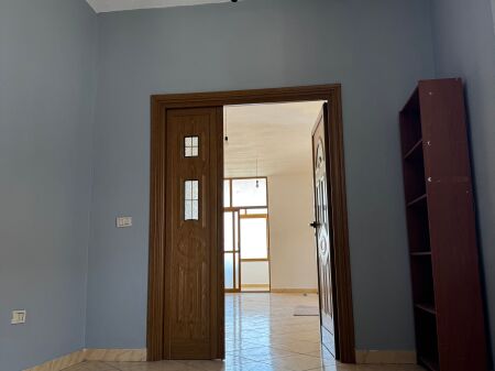 Apartment for rent in a private building 3+1