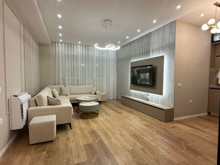 2+1 apartment for rent at Pazari i Ri