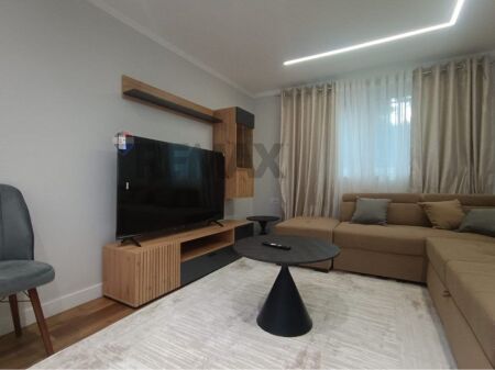 Apartament 2+1 per qira ne Qender!