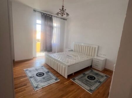 Affittasi Appartamento 2+1+1 con Balcone