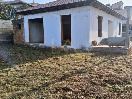 SHITET SHTËPI PRIVATE – SHKALLNUR, DURRËS