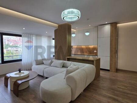 Shitet apartament 2+1 me pamje nga Liqeni i Thate. ID: 530201007-601   