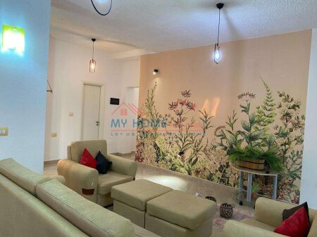 Apartament 2+1 me qira tek Rruga E Kosovarëve Tirane