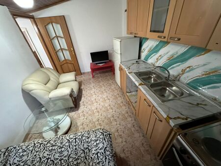 Apartment 1+1 for rent At School At Zef Pllumi