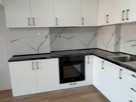 2+1 apartment for rent in Kamez