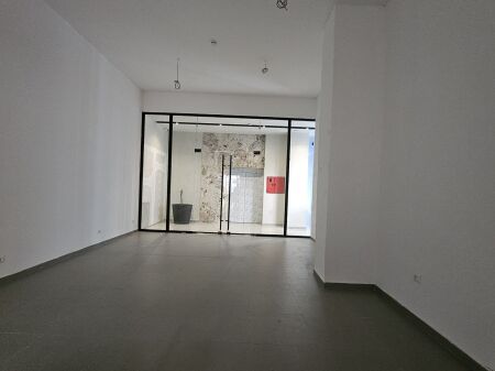 Affitto | Ambjent Biznesi | Tirana Garden Building | 1100 €/mese