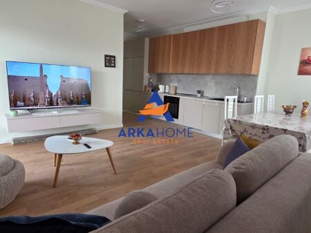 FOR RENT APARTMENT 2+1+BALCONY "AT THE NEW MARKET" 90,000 LEKE