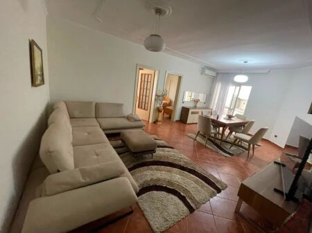 Apartment 2+1 for rent Paris Commune
