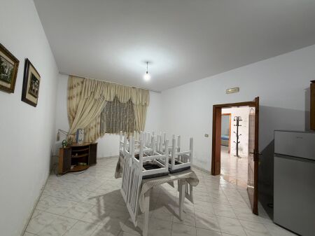 Affittasi 2+1 Durres