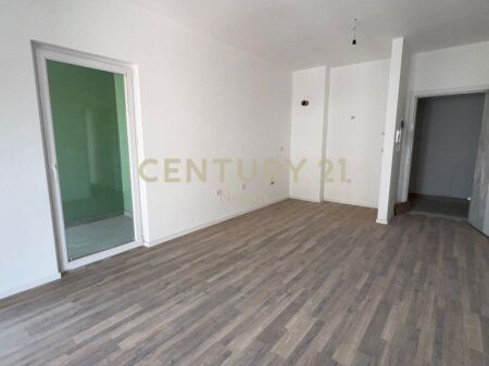 Apartment 2+1 for Sale – Tirana Entry 2