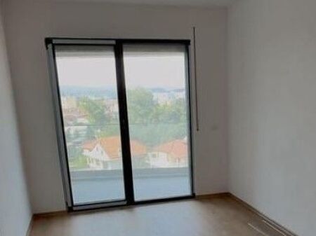  JEPET ME QIRA | APARTAMENT 1+1 – DON BOSKO 