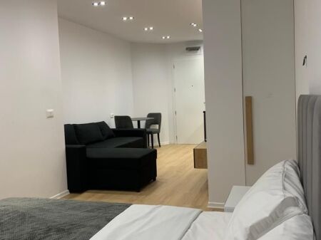 3 Garsoniere me Qera Ne Qender (ID BG190) Tirane
