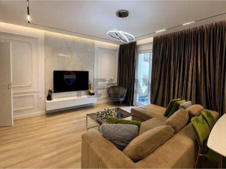 SUPER APARTAMENT PËR SHITJE | RRUGA E BARRIKADAVE