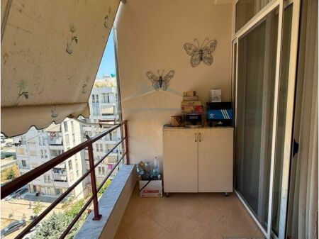Apartament ne shitje 1+1, Unaza e Re, Tirane