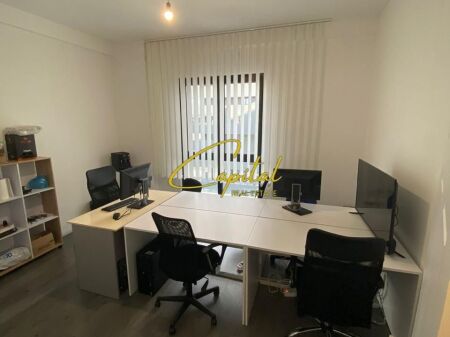 AMBIENT BIZNESI ME QIRA 133 M2 KOMPLEKSI SQUARE 21 95.000 LEKE