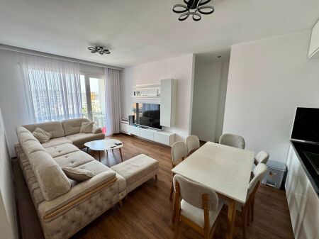  AFFITTO Appartamento 2+1 Con 2 Bagni E Parcheggio White Palace, Paskuqan 