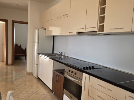 Apartament 2+1 me qira Zogu i Zi