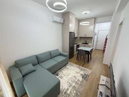 For rent 1+1 Ali Demi Kadiu Complex