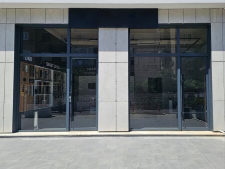 NEGOZIO IN VENDITA, INIZIO DEL NUOVO BOULEVARD (EX STAZIONE DEI TRENI)