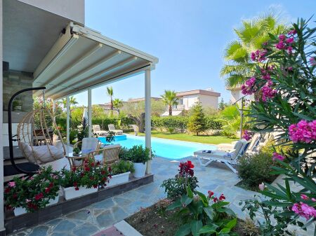 Villa with pool for sale near Lalzi Bay