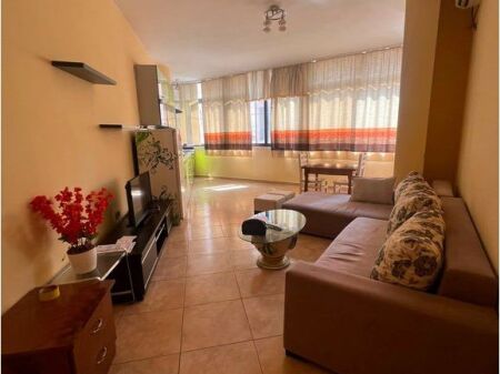 SHITET APARTAMENT 1+1 – PRANË BULEVARDI "ZOGU I PARE"! 145,000 € 13,390,000 Lekë
