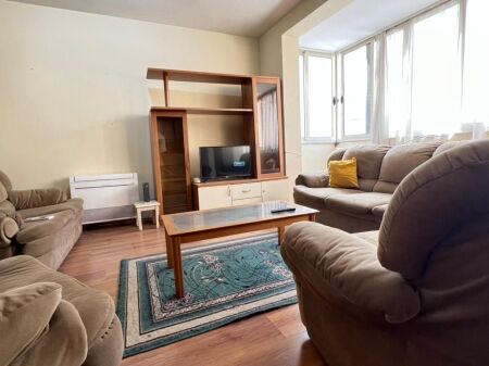 Apartament Duplex 3+1 me qira - Komuna e Parisit