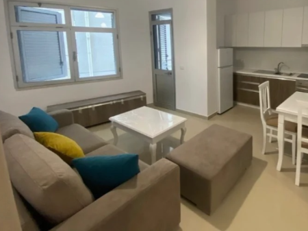 Jepet apartament 2+1 me qira tek Ish Uzina e Autotraktoreve , Rruga Aleks Caci , Shkoze .
