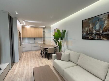 Affitto, Appartamento 2+1+2, Golden Tower Residence, Via Mine Peza