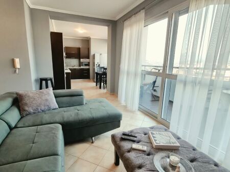 Jepet me qira apartament 1+1