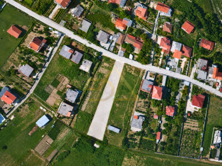 SHITET TOKË – YZBERISHT, TIRANË