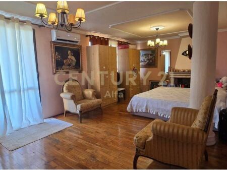 Apartment 2+1+1 for sale opposite the New Maternity!