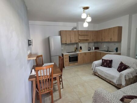 Apartament 2+1 me qira – Astir, Rruga Sokrat Miho !