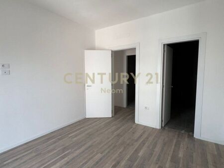 Apartment 2+1 for Sale – Tirana Entry 2