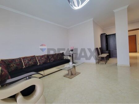 Apartament 3+1+2 per shitje prane Kristal Center