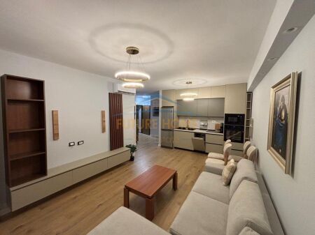 Qera,Apartament 2+1,Komuna e Parisit/PLUS72859