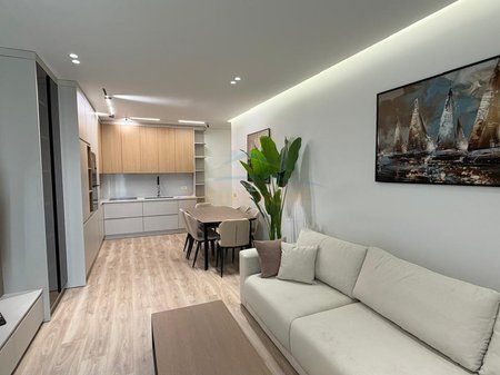 Qera, Apartament 2+1+2+Post Parkimi , Golden Tower Residence, Rruga Mine Peza