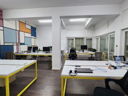 🏢 EDIFICIO PRESTIGIOSO IN AFFITTO – BLLOK