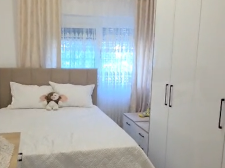 Shitet Apartment 2+1te Mali Robit