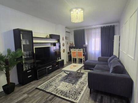 Apartment 1+1 for Rent at Komuna e Parisit 700 € /Month
