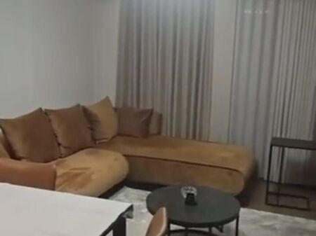 Shitet apartament 1+1 tek Kompleksi Arlis , Farmacia 10 , Rruga 5 Maji , Rruga e Dibres , Spitali QSUT .