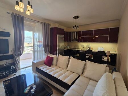  APARTAMENT 1+1 ME QIRA AFATGJATË – VLORË 