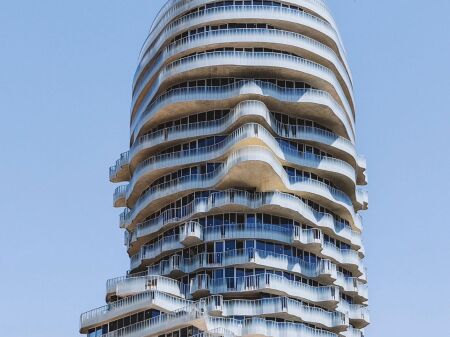🏙️ IN VENDITA Appartamento 1+1 – Tirana Rock Tower