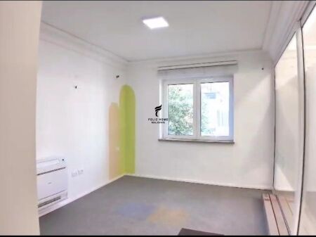 OFFICE FOR RENT 130 M2 DURRES ROAD 140,000 LEKE FH-90718