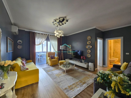 APARTMENT 1+1 FOR SALE – LUNGOMARE, VLORE